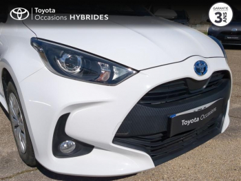 Photo 23 du bon plan TOYOTA Yaris 116h Dynamic Business 5p + Programme Beyond Zero Academy MY22 occasion à 18890 €