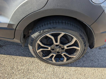 Photo 23 du bon plan FORD EcoSport 1.0 EcoBoost 125ch Active 6cv occasion à 17980 €