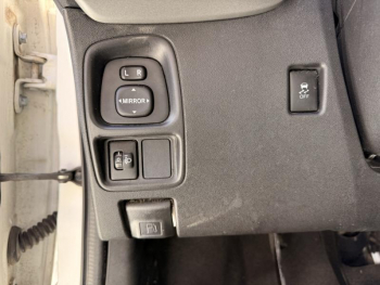 Photo 11 du bon plan TOYOTA Aygo 1.0 VVT-i 69ch x-play 5p occasion à 8490 €