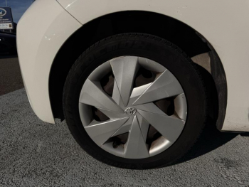 Photo 28 du bon plan TOYOTA Aygo 1.0 VVT-i 69ch x-play 5p occasion à 8490 €