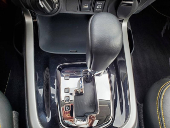 Photo 4 du bon plan NISSAN Navara VUL 2.3 dCi 190ch Double-Cab Tekna+ 2018 BVA occasion à 31490 €