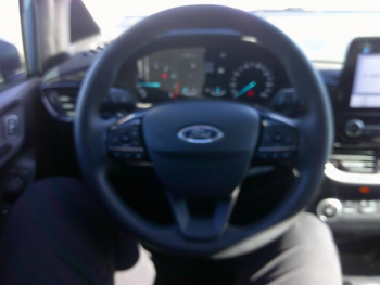 Photo 3 du bon plan FORD Fiesta 1.0 Flexifuel 95ch Cool & Connect 5p occasion à 15900 €