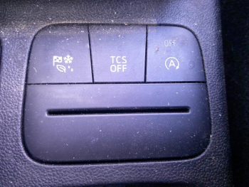 Photo 13 du bon plan FORD Fiesta 1.0 Flexifuel 95ch Cool & Connect 5p occasion à 15900 €