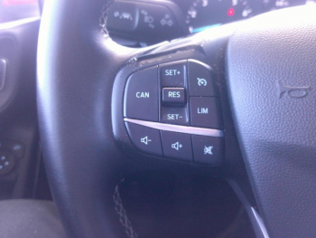 Photo 14 du bon plan FORD Fiesta 1.0 EcoBoost Hybrid 125ch Titanium Business Powershift 5p occasion à 15900 €