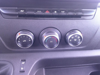 Photo 6 du bon plan NISSAN Interstar Fg L2H2 3t3 2.3 dCi 135ch Acenta occasion à 23900 €