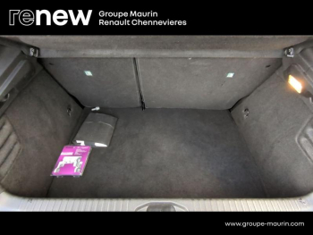 Photo 11 du bon plan RENAULT Clio 1.6 E-Tech hybride 145ch Techno occasion à 16999 €