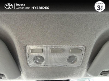 Photo 24 du bon plan TOYOTA Yaris 100h Dynamic 5p occasion à 12490 €