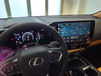 Photo 4 du bon plan LEXUS NX 350h 200ch Luxe 2WD MY26 occasion à 59590 €