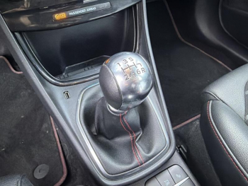 Photo 16 du bon plan FORD Puma 1.0 Flexifuel 125ch S&S mHEV ST-Line X occasion à 18990 €