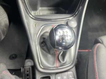 Photo 21 du bon plan FORD Puma 1.0 Flexifuel 125ch S&S mHEV ST-Line occasion à 18490 €