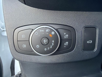 Photo 20 du bon plan FORD Puma 1.0 EcoBoost 125ch mHEV ST-Line Vignale 6cv occasion à 18990 €