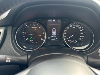 Photo 12 du bon plan NISSAN Qashqai 1.7 dCi 150ch N-Connecta Intelligent 4x4 Xtronic 2019 occasion à 18790 €