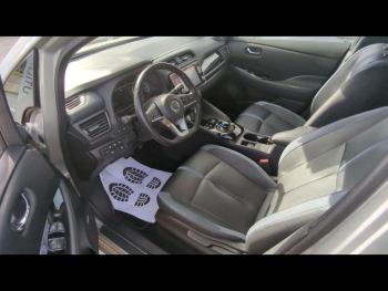 Photo 11 du bon plan NISSAN Leaf 150ch 40kWh Tekna 21 occasion à 13490 €