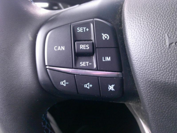 Photo 14 du bon plan FORD Fiesta 1.0 Flexifuel 95ch Active X 5p occasion à 18900 €