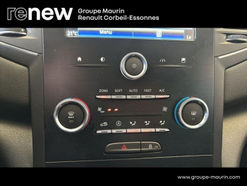 Photo 25 du bon plan RENAULT Megane 1.3 TCe 115ch FAP Limited 120g occasion à 12990 €