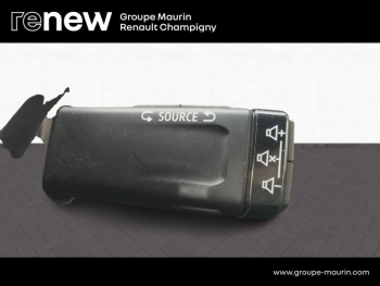 Photo 23 du bon plan RENAULT Clio 1.6 E-Tech 140ch Business -21 occasion à 13490 €