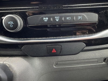 Photo 17 du bon plan FORD Transit 2T Fg VUL T350 L2H2 2.0 EcoBlue 170ch S&S Trend Business BVA occasion à 28990 €