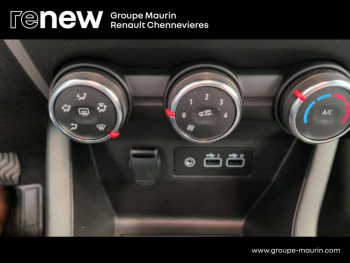 Photo 24 du bon plan RENAULT Clio 1.0 TCe 90ch Evolution occasion à 15999 €