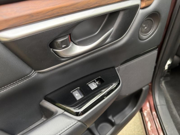 Photo 29 du bon plan HONDA CR-V 2.0 i-MMD 184ch Exclusive 4WD AT occasion à 26980 €