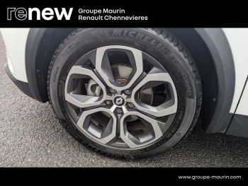 Photo 9 du bon plan RENAULT Captur 1.6 E-Tech hybride 145ch Techno occasion à 19999 €