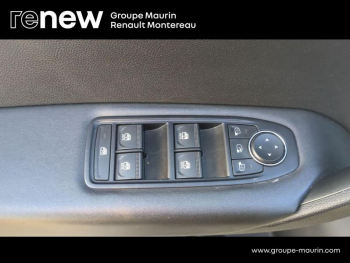 Photo 19 du bon plan RENAULT Captur 1.6 E-Tech hybride 145ch Evolution occasion à 18900 €