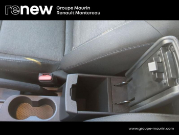 Photo 27 du bon plan RENAULT Captur 1.6 E-Tech hybride 145ch Evolution occasion à 18900 €