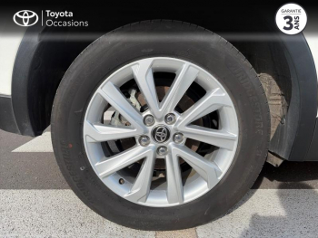 Photo 16 du bon plan TOYOTA C-HR 1.8 Hybride 140ch Dynamic MY25 occasion à 26290 €