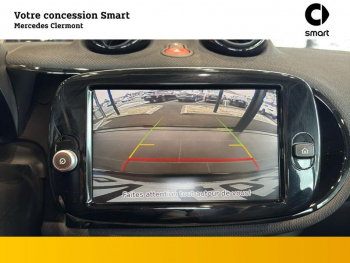 Photo 16 du bon plan SMART Fortwo Cabriolet EQ 82ch prime occasion à 21970 €