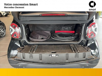 Photo 21 du bon plan SMART Fortwo Cabriolet EQ 82ch prime occasion à 21970 €