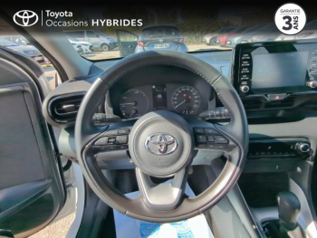 Photo 9 du bon plan TOYOTA Yaris 116h Dynamic 5p MC24 occasion à 17500 €