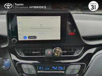 Photo 15 du bon plan TOYOTA C-HR 122h Edition 2WD E-CVT MY22 occasion à 20490 €