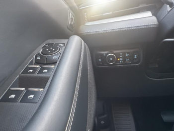 Photo 15 du bon plan FORD Mustang Mach-E 269ch Standard Range 76kWh Mach-E Propulsion occasion à 43980 €