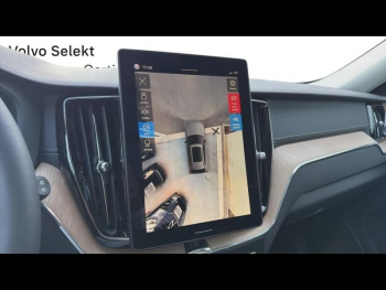 Photo 31 du bon plan VOLVO XC60 T6 Hybride Rechargeable 253 + 145ch Ultra Style Dark Geartronic 8 AWD occasion à 77200 €