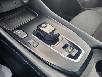 Photo 4 du bon plan NISSAN Qashqai e-POWER 190ch N-Connecta 2022 occasion à 27990 €
