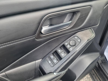 Photo 23 du bon plan NISSAN Qashqai e-POWER 190ch N-Connecta 2022 occasion à 27990 €