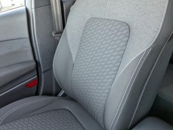 Photo 15 du bon plan FORD Fiesta 1.0 Flexifuel 95ch Titanium Business 5p occasion à 14990 €