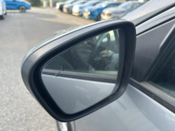 Photo 12 du bon plan FORD Kuga 2.5 Duratec 190ch FHEV E85 Titanium BVA occasion à 25900 €