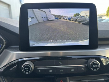 Photo 17 du bon plan FORD Kuga 2.5 Duratec 190ch FHEV E85 Titanium BVA occasion à 25900 €