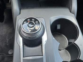 Photo 21 du bon plan FORD Kuga 2.5 Duratec 190ch FHEV E85 Titanium BVA occasion à 25900 €