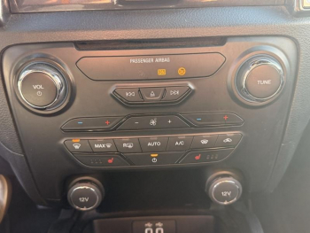 Photo 17 du bon plan FORD Ranger VUL 2.0 TDCi 213ch Double Cabine Wildtrak BVA10 occasion à 31990 €