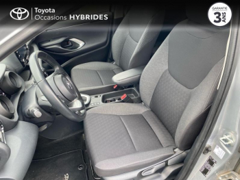 Photo 11 du bon plan TOYOTA Yaris 116h Design 5p MY22 occasion à 19490 €