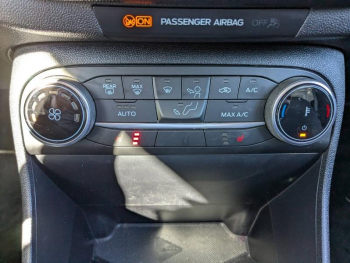 Photo 14 du bon plan FORD Fiesta 1.0 Flexifuel 95ch  Titanium X 5p occasion à 14990 €