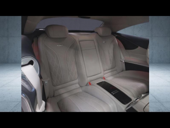 Photo 13 du bon plan MERCEDES-BENZ Classe S Coupe/CL 63 AMG 4Matic Speedshift MCT AMG occasion à 59900 €