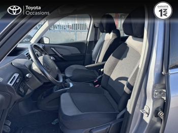 Photo 11 du bon plan CITROEN C4 SpaceTourer BlueHDi 120 S&S Shine occasion à 12990 €