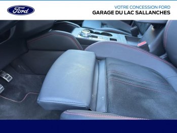 Photo 24 du bon plan FORD Kuga 2.5 Duratec 180ch Hybrid FlexiFuel ST-Line X Powershift occasion à 33390 €