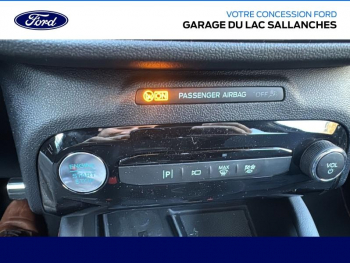 Photo 28 du bon plan FORD Kuga 2.5 Duratec 180ch Hybrid FlexiFuel ST-Line X Powershift occasion à 33390 €