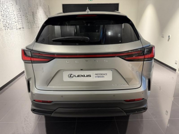 Photo 5 du bon plan LEXUS NX 350h 200ch Luxe Plus 2WD MY26 occasion à 62900 €
