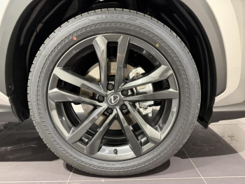 Photo 21 du bon plan LEXUS NX 350h 200ch Luxe Plus 2WD MY26 occasion à 62900 €