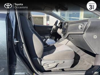 Photo 6 du bon plan TOYOTA Auris HSD 136h Lounge occasion à 15490 €