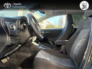 Photo 11 du bon plan TOYOTA Auris HSD 136h Lounge occasion à 15490 €